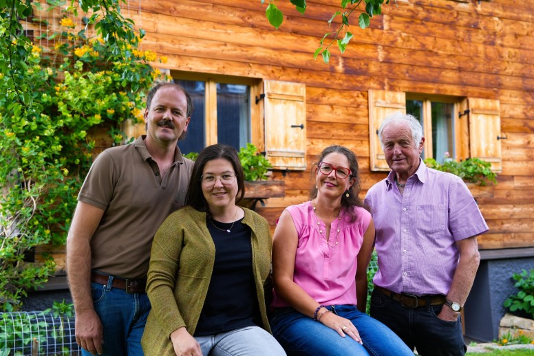 Gastgeberfamilie für Familienurlaub im Kleinwalsertal im Oswalda Hus Riezlern.